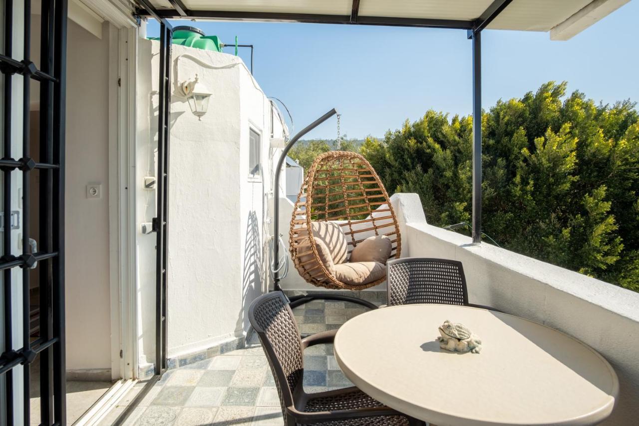 Central, Cozy, 15 Min Walk To The Beach, Fast Wi-Fi, Free Parking, 4Ppl Bodrum Exterior photo
